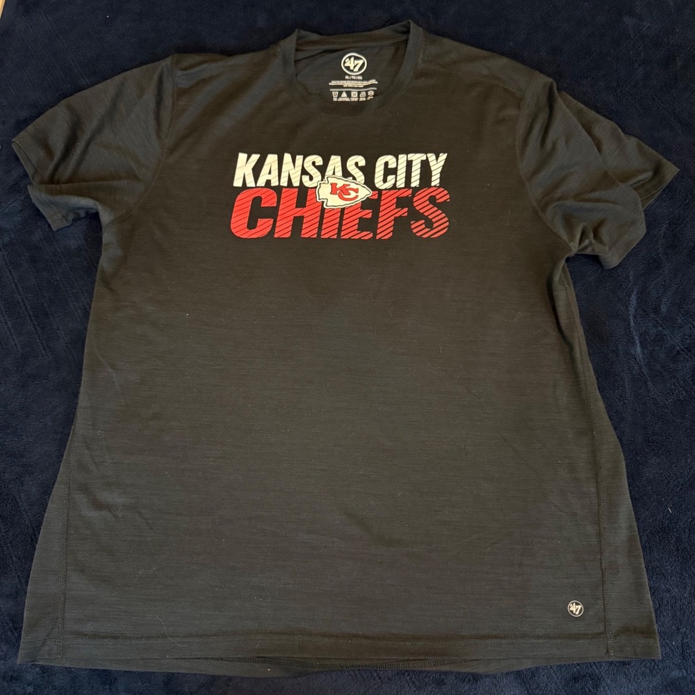 47 Brand Kansas‎ City Chiefs T Shirt Mens XL Black Graphic Performance Tee NFL